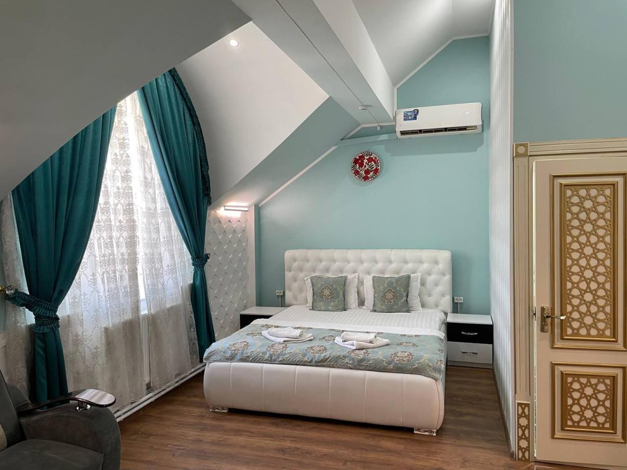 Eurasia Business Hotel Bukhara Bagian luar foto