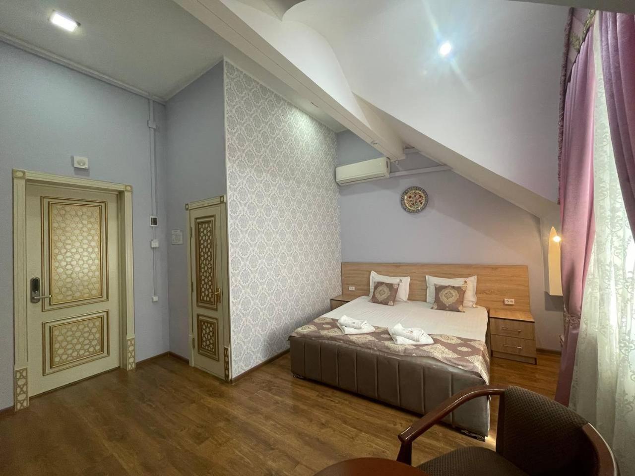 Eurasia Business Hotel Bukhara Bagian luar foto